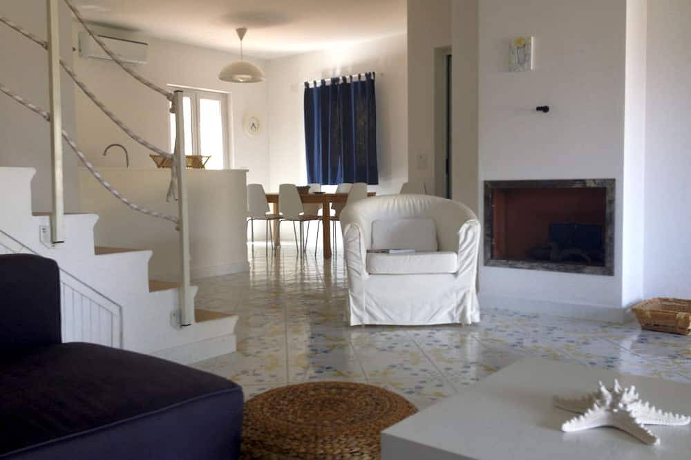 Villa Virginia N. 12 con Gran Piscina Comunitaria - 1 km de la playa in Costa Tirrénica Calabria