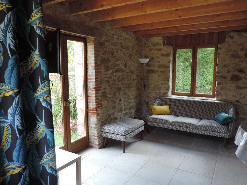 En campagne, charmante maisonnette en pierre in Mouilleron-le-Captif, Vallée de la Loire
