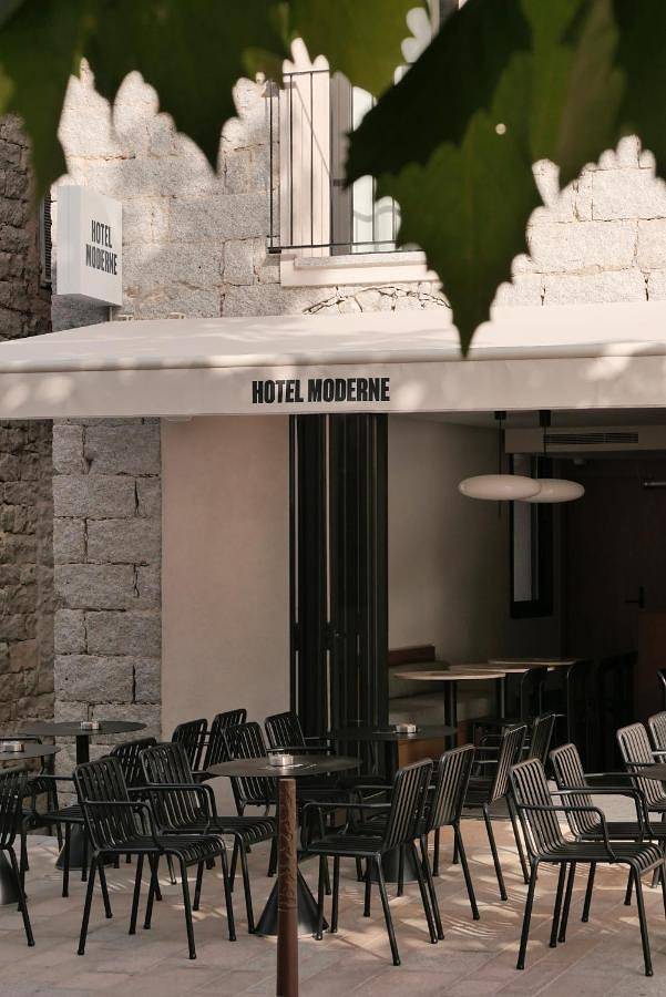 Hôtel pour 2 personnes, avec terrasse dans Office de Tourisme Porto Vecchio Sud Corse - 2