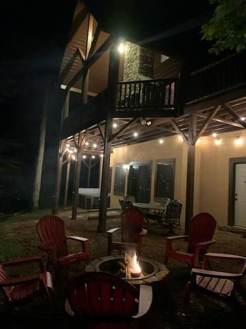 Vacation House for 14 Guests in Blue Ridge Parkway, Sugar Mountain, Picture 1