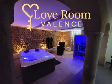 Gîte pour 2 personnes, avec sauna et jacuzzi à Valence
