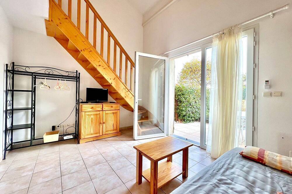 Apartamento entero, Panorama du Mas, 2 guests Pool in Gard in Calvisson, Region de Nimes