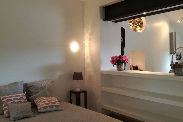 Location de vacances pour 2 personnes, avec jacuzzi et terrasse à Pardailhan - 4