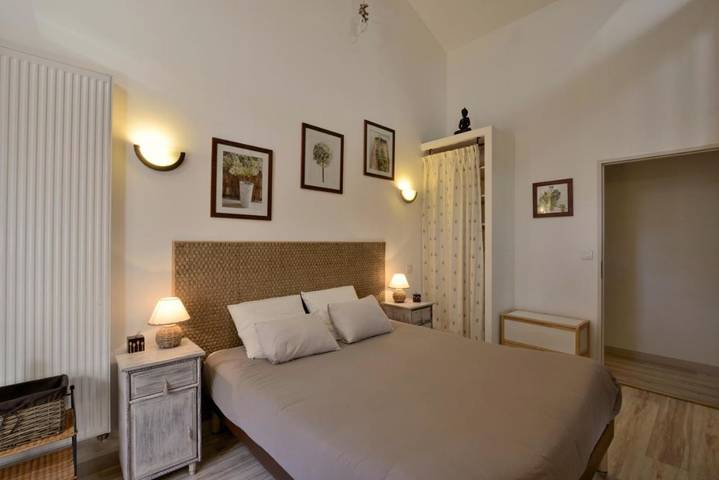 Gîte pour 2 personnes, avec sauna ainsi que vue et jardin dans Rhône - 4