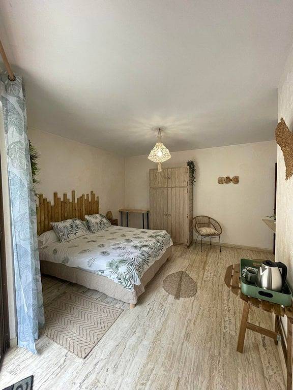 Chambres d'hôtes - Le Mas Du Rocher - Chambre Nature in Hyeres, Région de Toulon