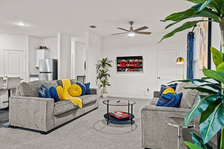 Vacation rental for 10 people, with yard in Collin County