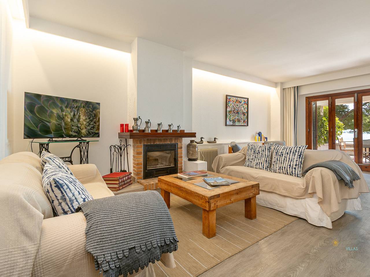 Entire apartment, 3-Bedroom Apartment in Pine Walk for Winter in Port de Pollença, Pollença