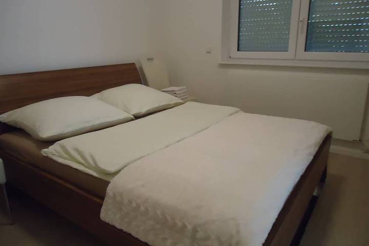 Ferienhaus für 6 Personen, mit Garten und Whirlpool sowie Pool, mit Haustier in Berlin - 2