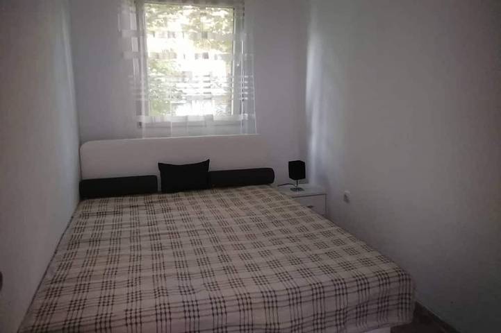 Appartement entier, Yellow Apartment in Podgorica, Municipalité de Podgorica