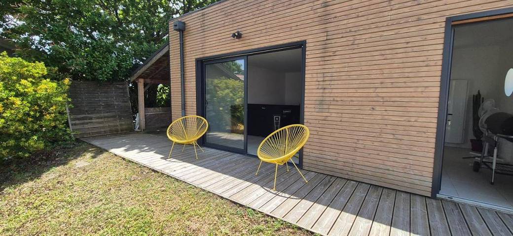 Location de vacances pour 8 personnes, avec piscine ainsi que jacuzzi et jardin à Saint-Jean-d'Illac - 2