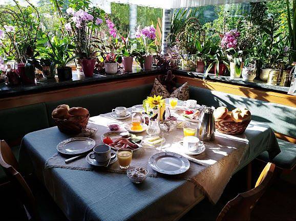 Haus Kehlstein - Doppelzimmer Nr. 3, Dusche/Wc/Balkon, Tv, W-Lan, Sitzecke, Obergeschoss in Ramsau bei Berchtesgaden, Berchtesgadener Alpen