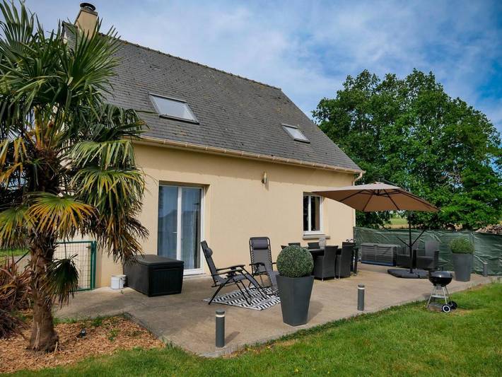 Location de vacances pour 6 personnes, avec jardin à Iffendic