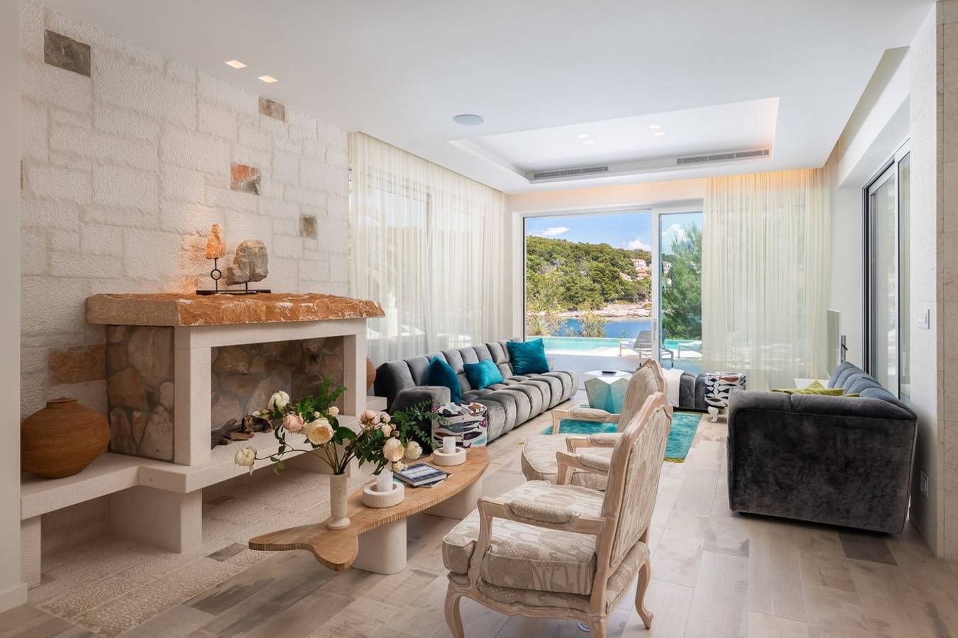Luxury Beachfront Villa Murano Brac w/ Heated Pool in Selca, Brac