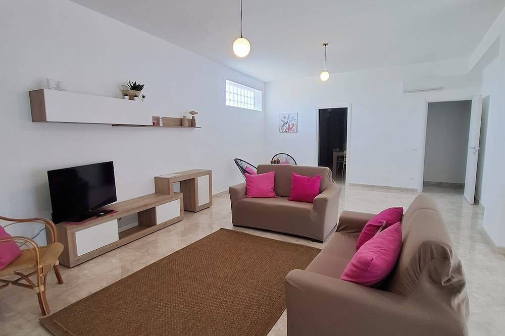 Entire apartment, Assieni Apartment 50 Relaxation and Comfort between Sea and Nature. in Custonaci, Trapani Province