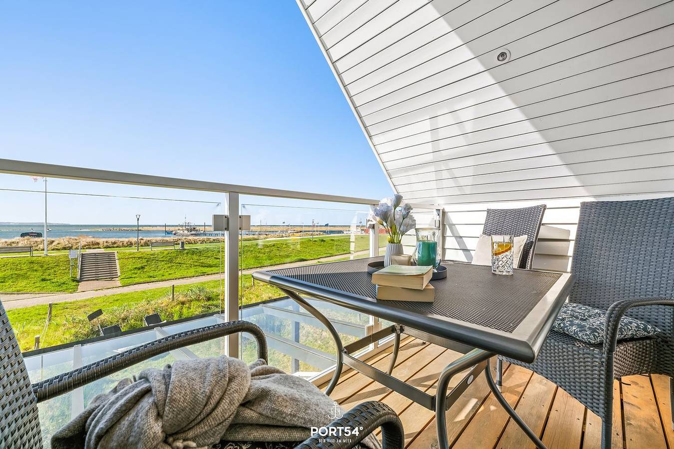 Beachhouse - gehobene Ausstattung, bester Meerblick, Sauna, Garten, 1. Reihe in Wendtorfer Strand, Wendtorf