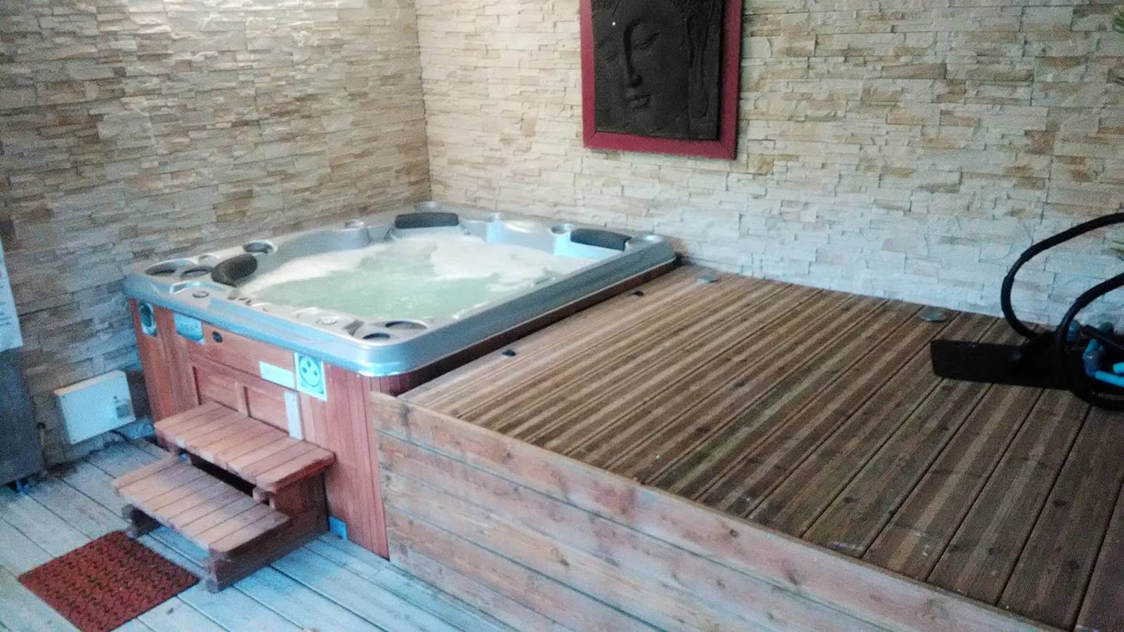Villa "Le Coin Du Bois En Touraine" met verwarmd privézwembad, 3 privéterrassen & Wifi in Château-la-Vallière, Tours en omgeving