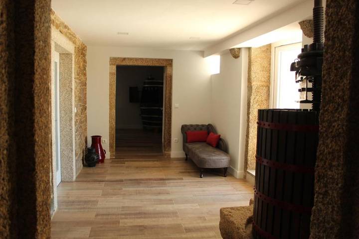 Location de vacances pour 10 personnes, avec jardin ainsi que vue et piscine à Barqueiros - 4