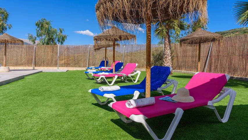 Casa rural para 20 personas, con balcón/terraza y piscina en Riogordo - 4