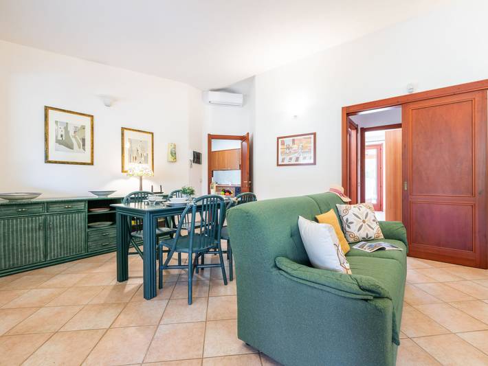 Location de vacances pour 4 personnes, avec terrasse ainsi que jardin et vue à Villasimius - 4