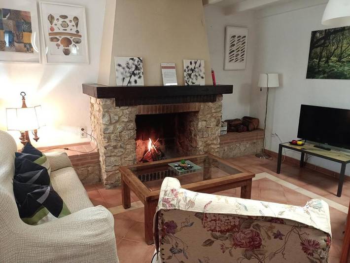 Casa de vacaciones para 6 personas, con jardín además de vistas y piscina, Se admiten mascotas - 1