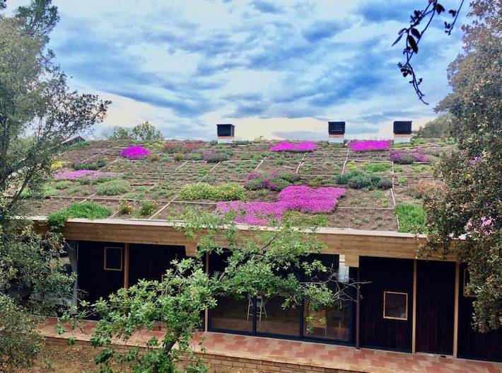 Location de vacances pour 24 personnes, avec vue et jardin, animaux acceptés à Torroella de Fluvià