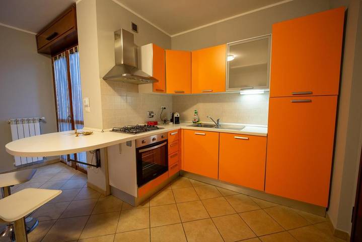 Gîte pour 4 personnes, avec balcon et vue, adapté aux familles à Leinì - 2