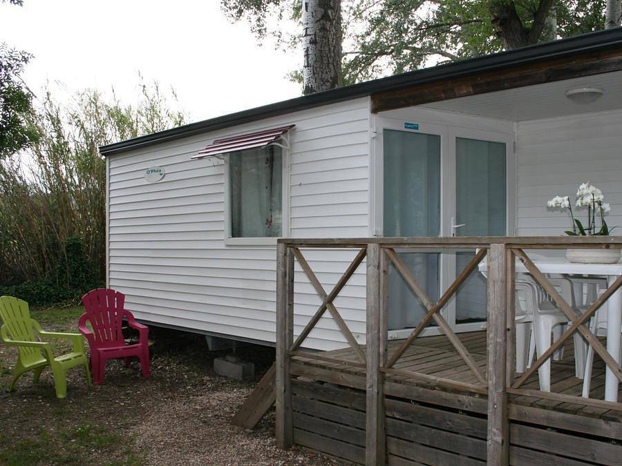 Camping La Tour de France - Mobilhome 4 personnes - 2 chambres Eco + Clim in Latour-de-France, Parc naturel régional Corbières-Fenouillèdes