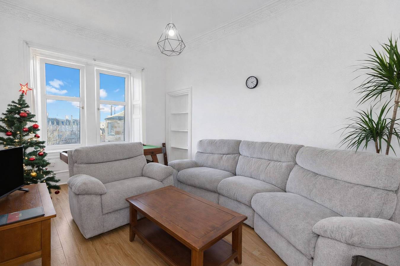 Appartamento intero, Luminoso appartamento con 2 camere da letto su Leith Walk in Leith, Edimburgo