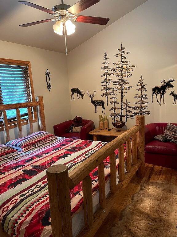 Vacation rental for 14 people, with hot tub and terrace, with pets in Snohomish County