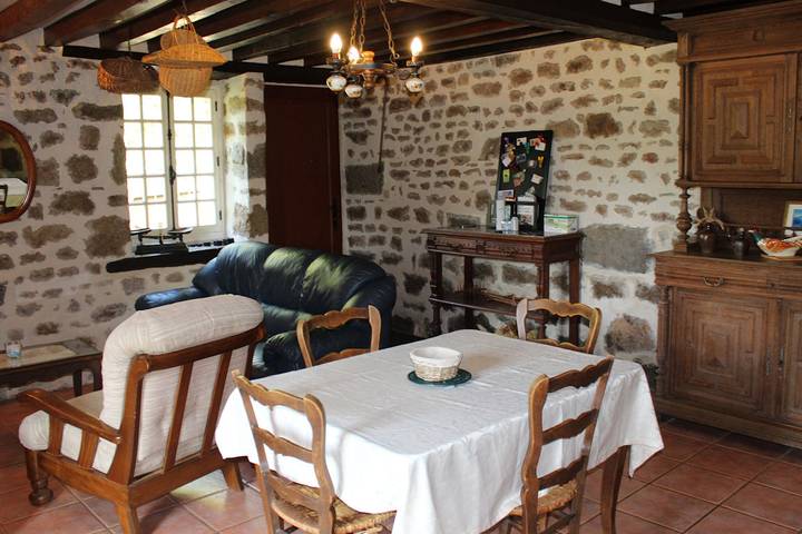 Gîte pour 6 personnes, avec jardin et terrasse, animaux acceptés dans Orne - 4