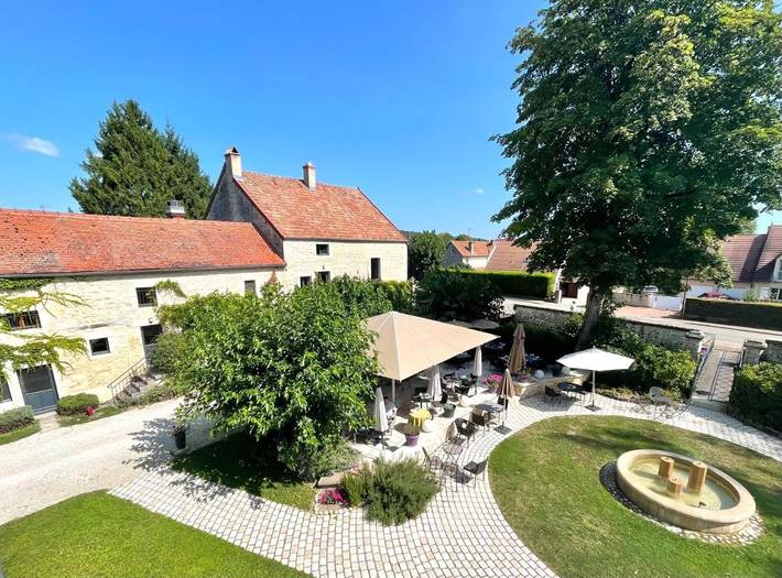 Hôtel pour 2 personnes, avec jardin et vue à Is-sur-Tille - 2