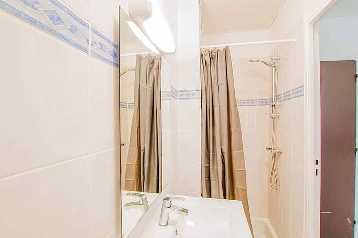 Gîte pour 4 personnes, avec jardin à La Llagonne - 4
