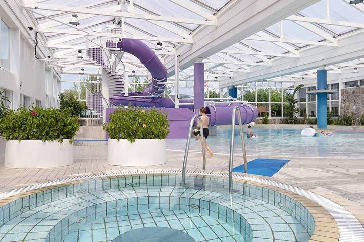 Ferienhaus für 6 Personen, mit Terrasse und Whirlpool