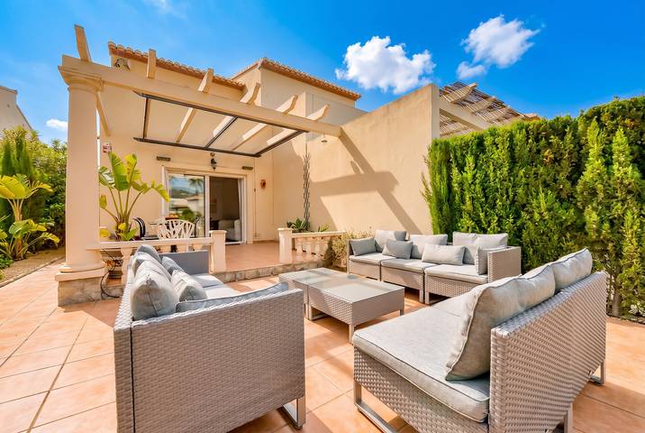 Bungalow für 6 Personen, mit Terrasse und Pool sowie Garten, kinderfreundlich in Calpe - 3