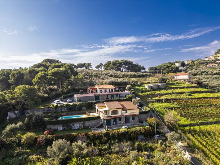Appartamento intero, Perla Sul Mare con Piscina - Appartamento in villa vista mare e con piscina privata in Pantai (Costarainera), Costarainera