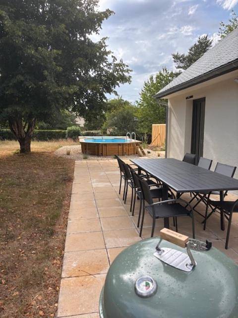 Location de vacances pour 8 personnes, avec jardin et piscine, animaux acceptés à Rodelle - 2