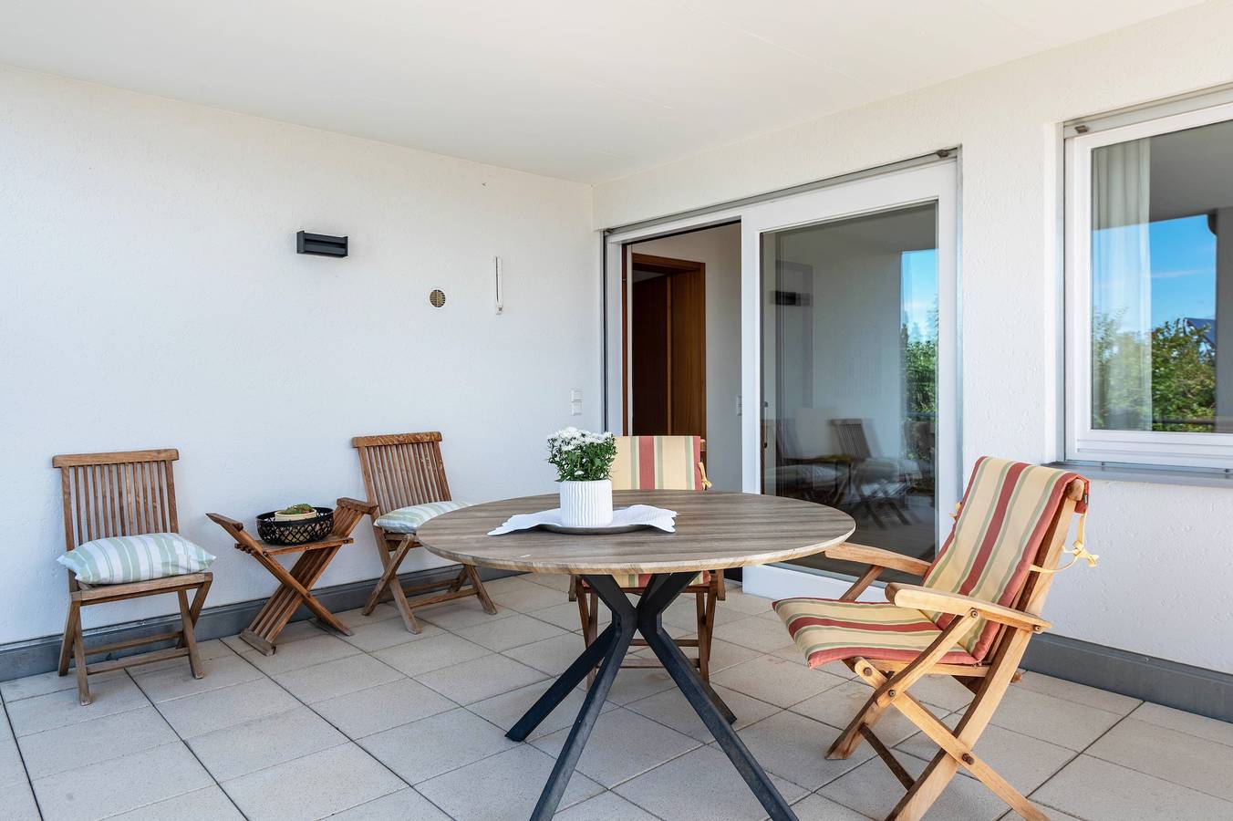 Ganzes Studio, Studio 'Die Ferienwohnung' mit Privatterrasse und Wi-Fi in Bad Bellingen, Südschwarzwald