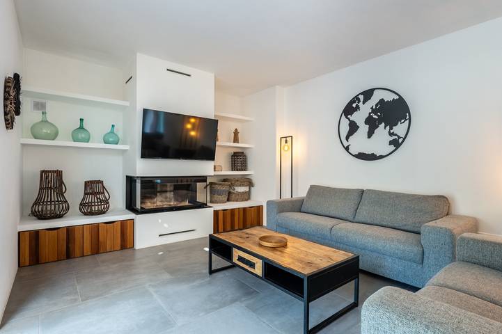 Casa de vacaciones 'Can Xumeu Ferrer' con terraza privada, Wi-Fi y aire acondicionado in El Pilar de la Mola, Formentera
