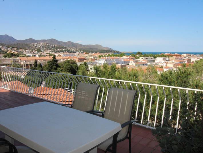 Gîte pour 6 personnes, avec jardin, animaux acceptés à Llançà - 3