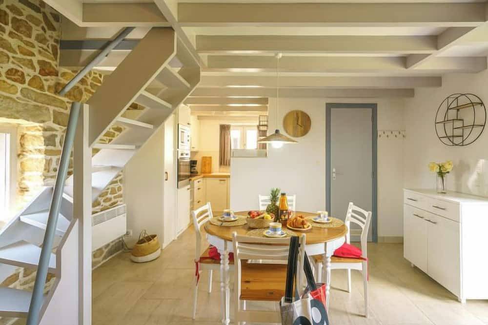 La petite Iroise by Interhome in Pointe du Raz, Plogoff