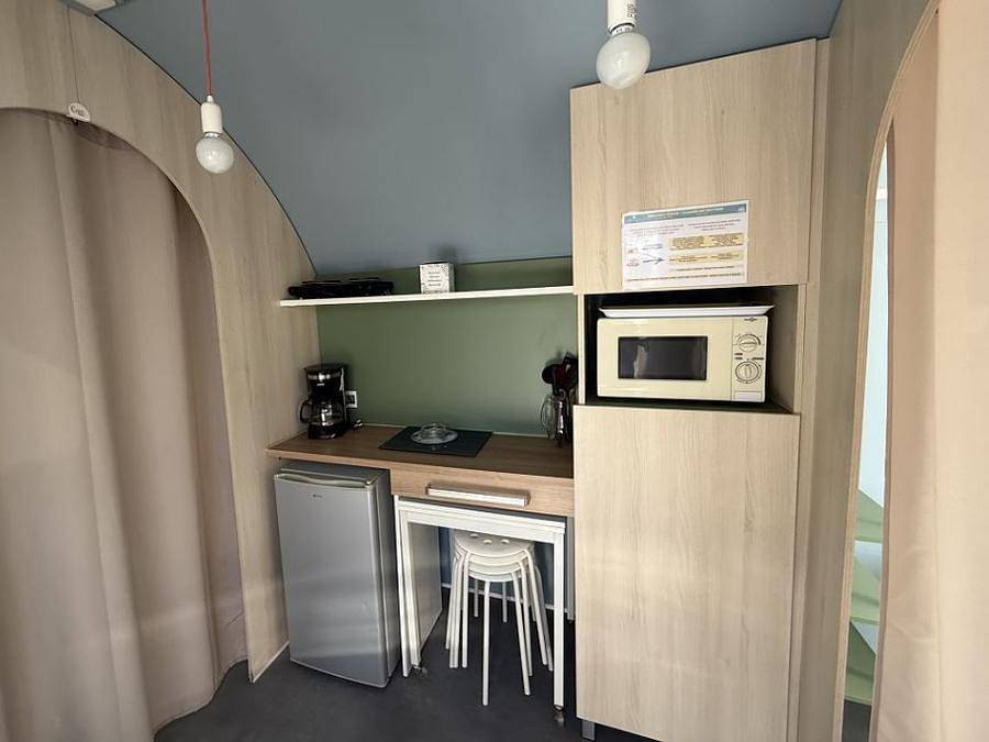 Camping Crin Blanc - Glamping tent 4 persons - Coco Sweet sleeps 4 - 2 bedrooms, no sanitary facilities, not air-conditioned in Arles, Arles region