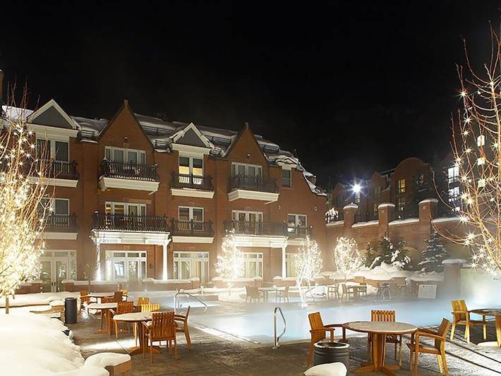 Chalet pour 4 personnes, avec terrasse ainsi que jacuzzi et piscine à Aspen