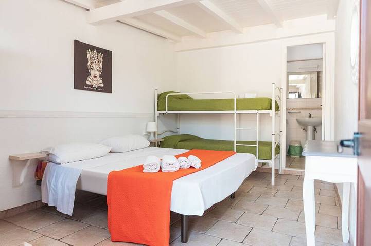 Villa with pool 150 meters from the beach car rental  wifi in Alcamo Marina, Alcamo
