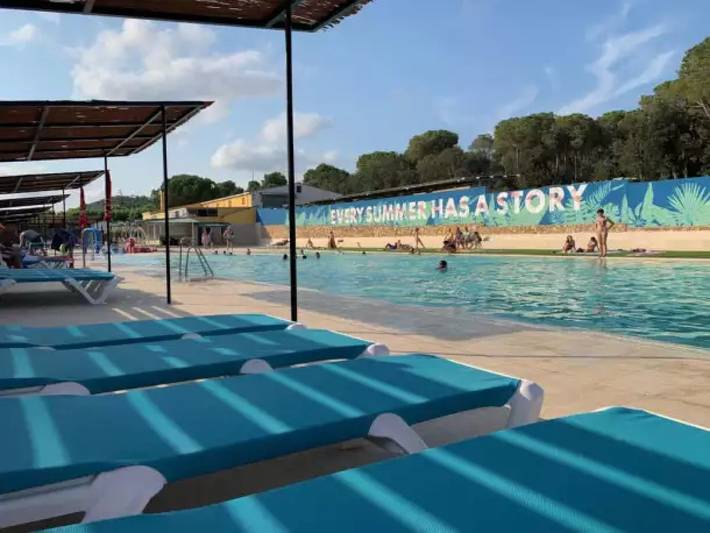 Camping voor 6 personen, met kinderzwembad en zwembad in Pals