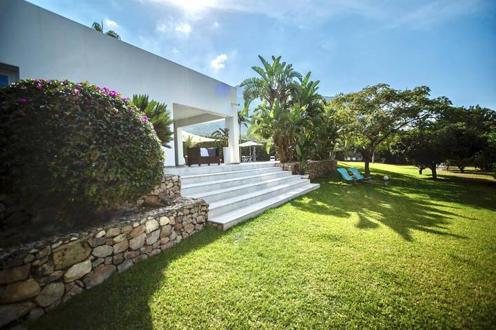 Ferienwohnung für 4 Personen, mit Terrasse und Garten sowie Pool in Terrasini - 2