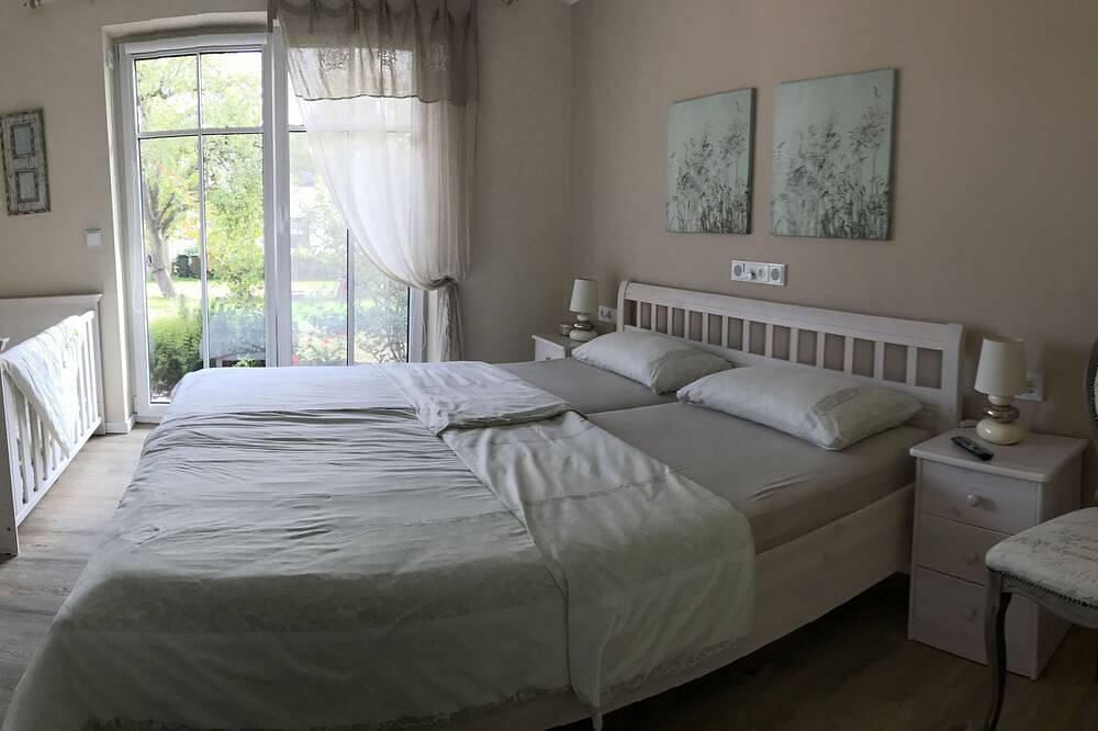 Exklusives Ferienhaus auf Rügen,strandnah,Familienurlaub an der Ostsee. in Lobbe, Mönchgut