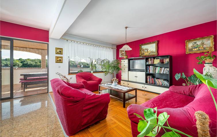 Appartamento per 10 persone, con terrazza ad Orsera