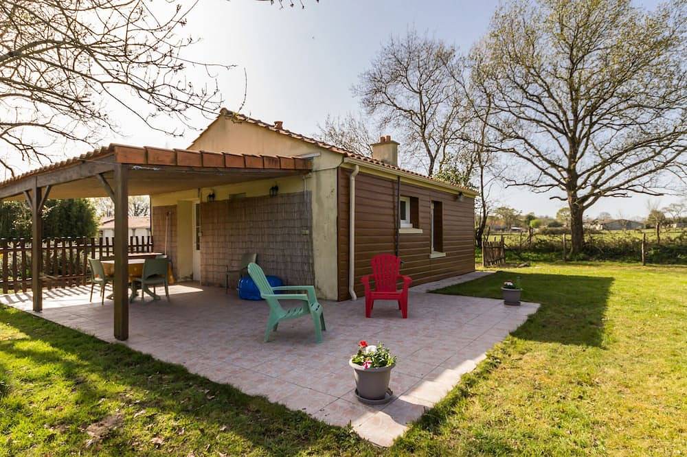 Gîte champêtre rénové avec terrasse & équipements, proche Pornic - animaux acceptés in Frossay, Vallée de la Loire