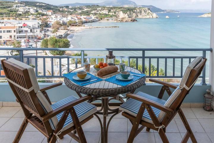 Location de vacances pour 7 personnes, avec vue et balcon dans Almirida - 2