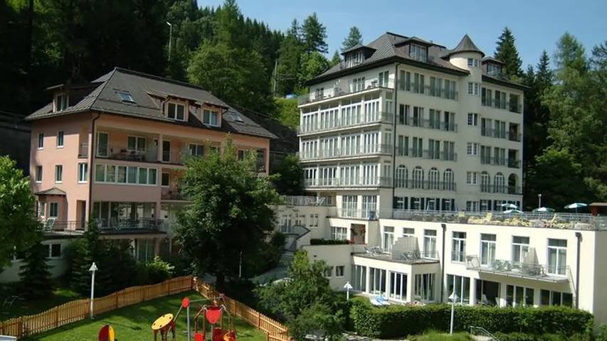 Hotel für 4 Personen, mit Whirlpool und Sauna sowie Pool in Bad Gastein - 2